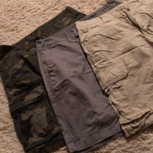 Lot of Old Navy shorts 33 waist Men’s